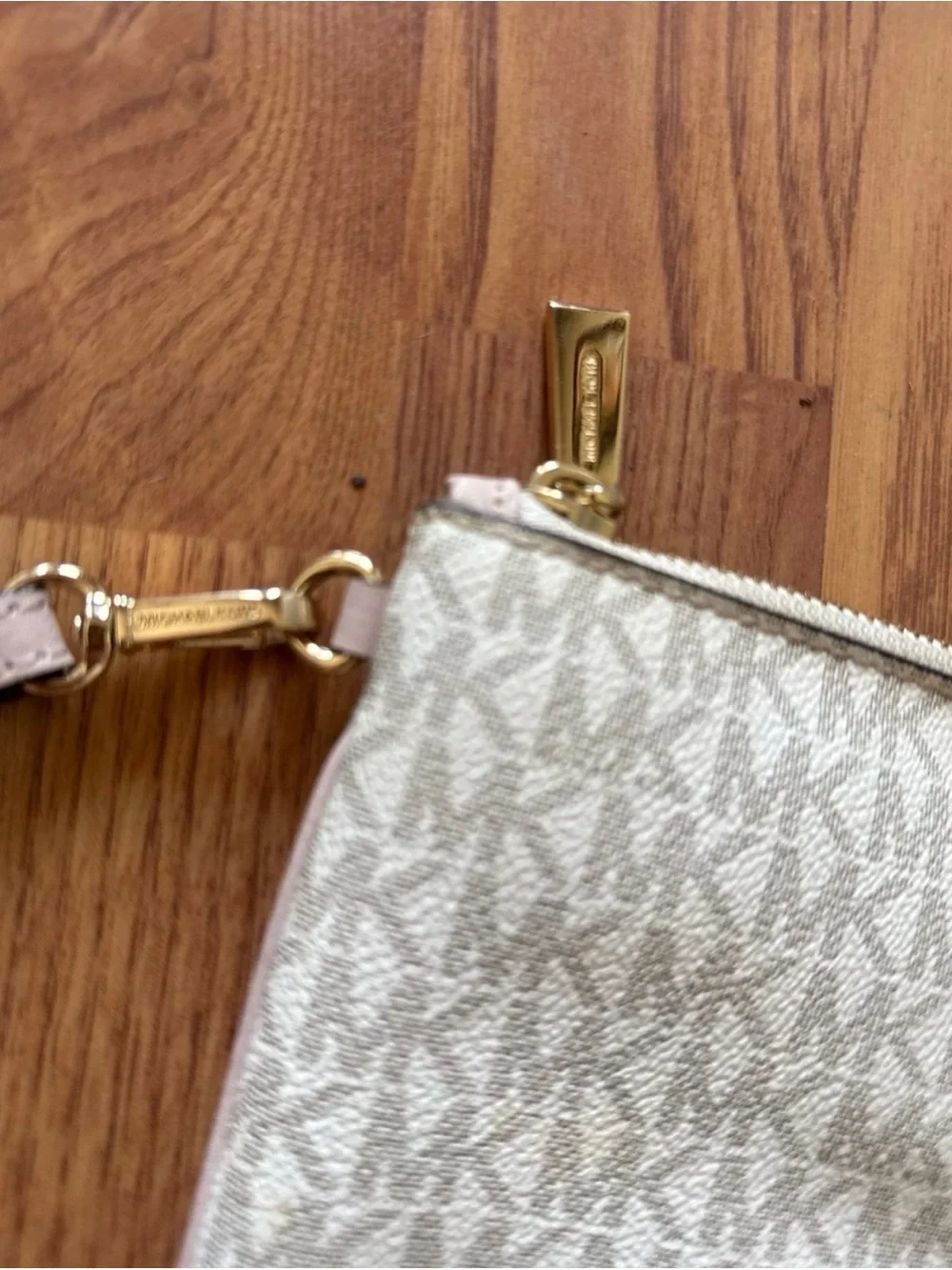 Michael Kors Beige and Blush Stripe Signature Wristlet Clutch